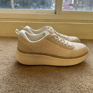 AIRHAS W10 Women's Cream Knit Platform Sneakers